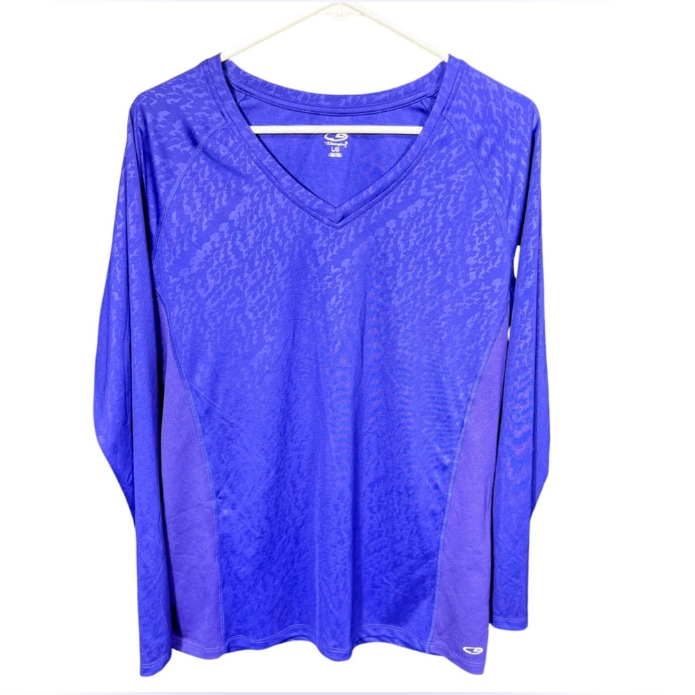 Long sleeve women’s top by Champion size Large